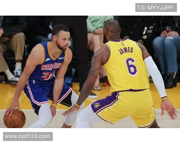 2012年湖人与勇士的激烈对决回顾与分析篮球历史中的经典时刻